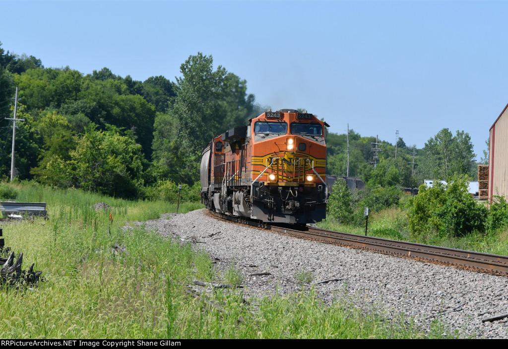 BNSF 5243